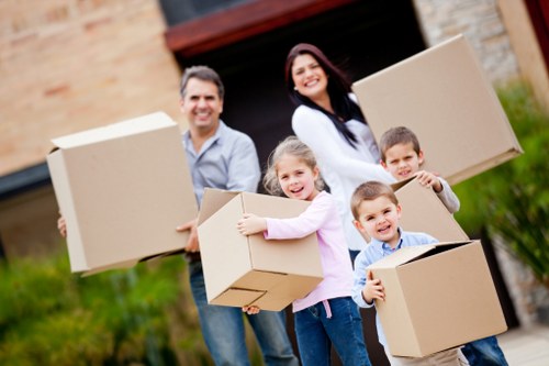 Benefits of hiring a removal truck in Dulwich